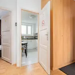 Slaska Pleasant By Bookinghost *