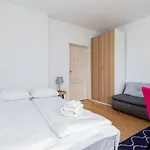 Slaska Pleasant By Bookinghost Apartmán Gdyně