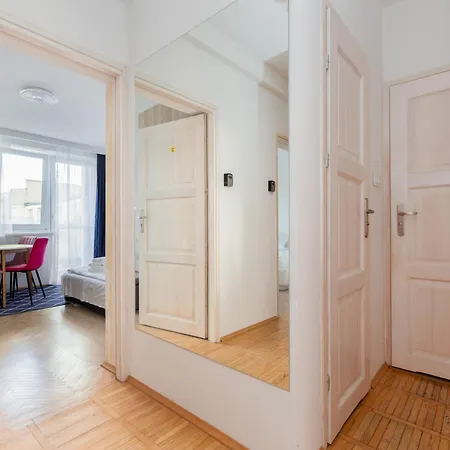 Slaska Pleasant By Bookinghost Apartment